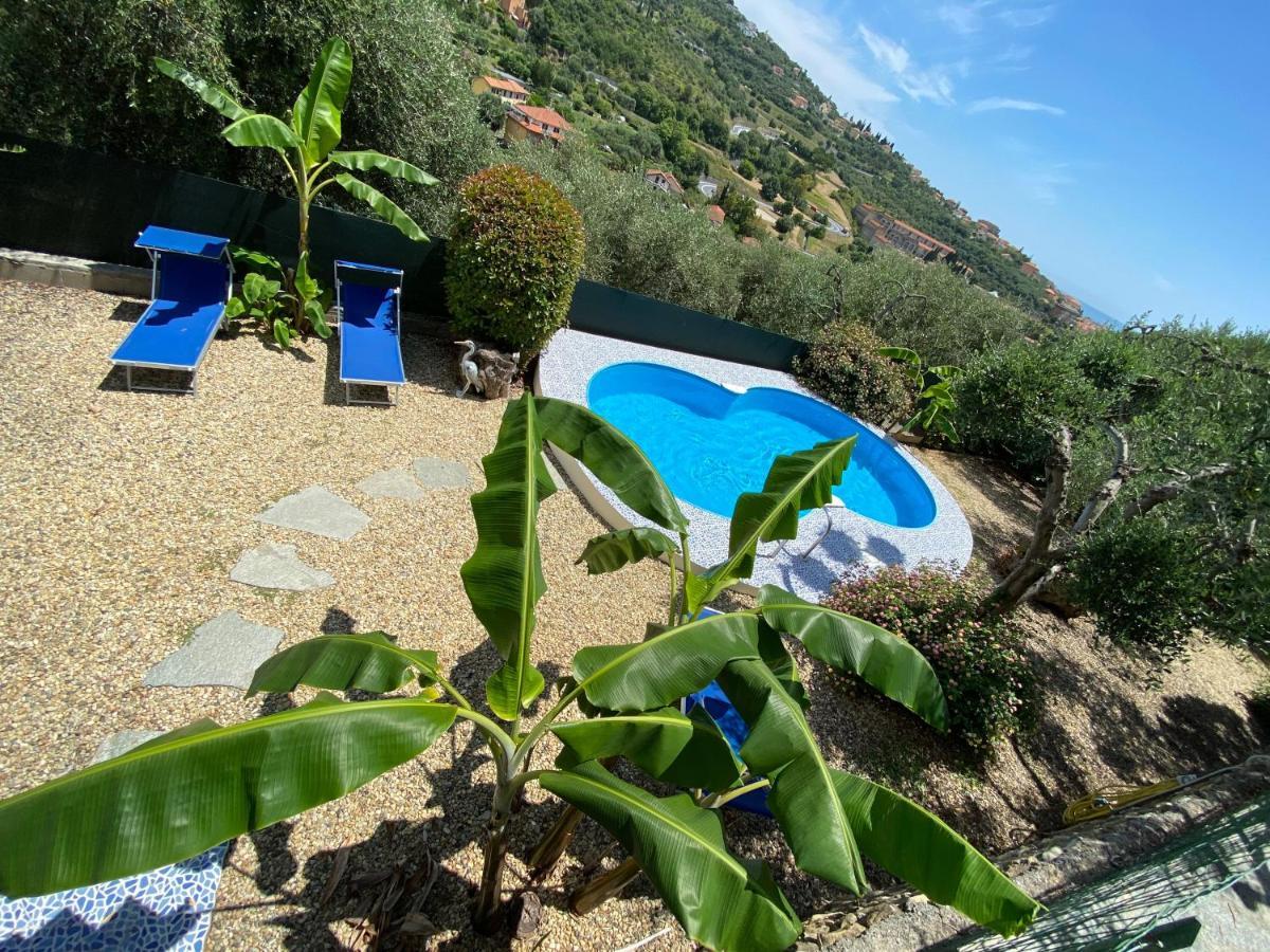 Residenza Costarossa Apartment อิมเปรีอา ภายนอก รูปภาพ