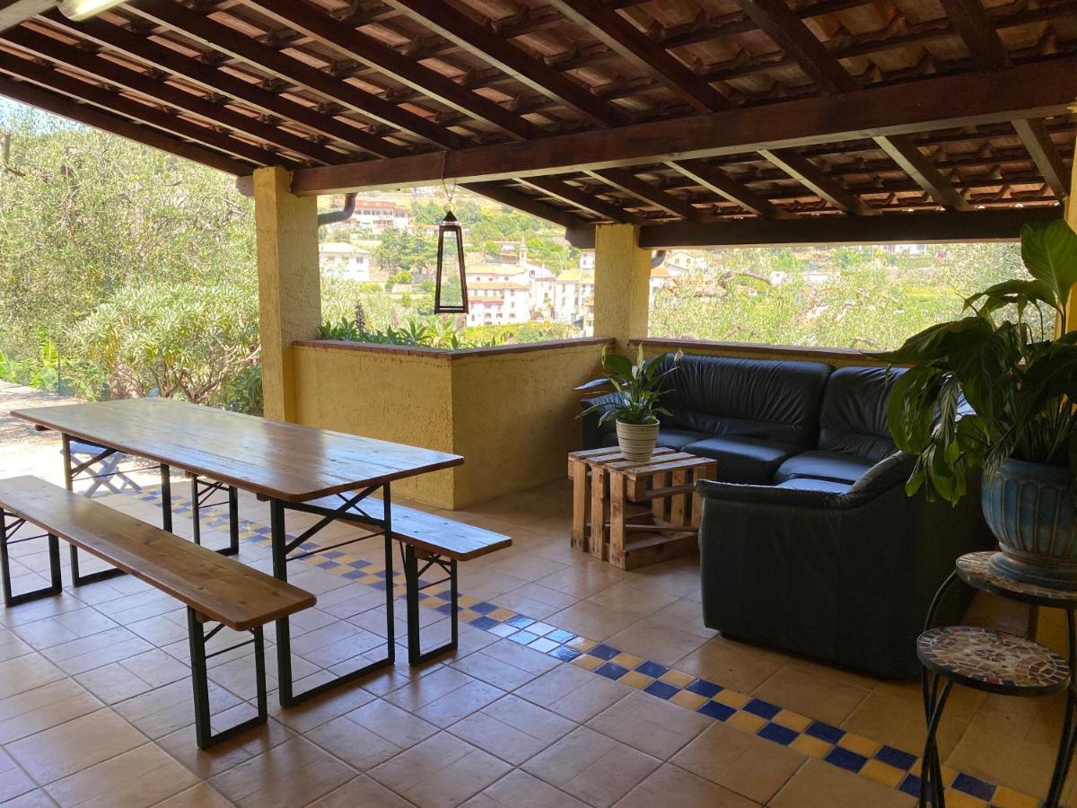 Residenza Costarossa Apartment อิมเปรีอา ภายนอก รูปภาพ